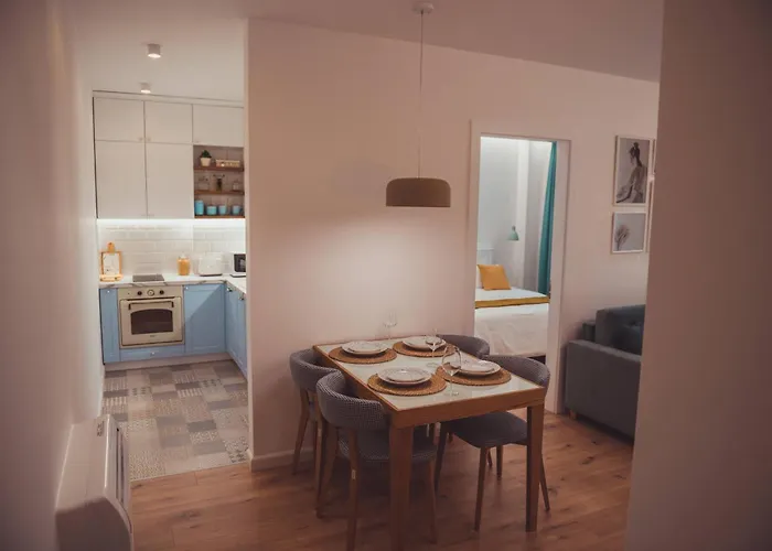 Tam Skanderbeg Square Serviced City Center Apartment No1